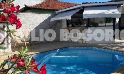 Casa com 3 quartos à venda na Rua Doutor Tabajara de Araújo Gama, Piratininga, Niterói, 152 m2 por R$ 800.000
