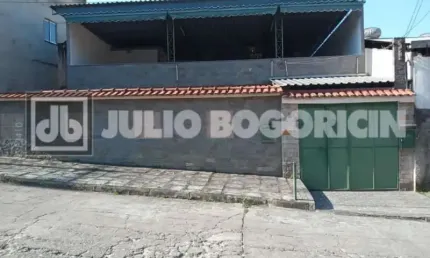Casa com 3 quartos à venda na Rua Adriano Pinto, Colubande, São Gonçalo, 390 m2 por R$ 300.000