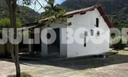 Casa em condomínio fechado com 2 quartos à venda na Rua Araxá, Itaipuaçú, Maricá, 92 m2 por R$ 380.000