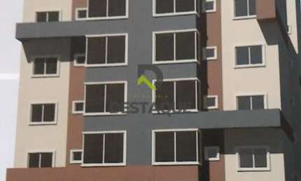Apartamento com 3 dormitorios Ed. Monterrey - Centro - Cascavel PR