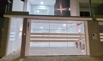 Casa com 3 quartos à venda no FAG, Cascavel 