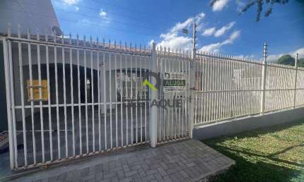Casa com 3 quartos para alugar no Centro, Cascavel 