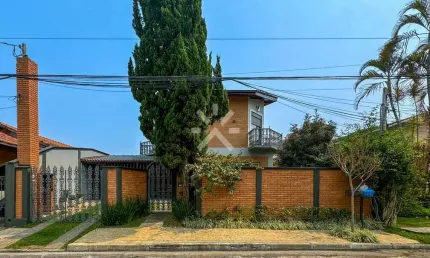 Sobrado com 316 m2  | Condomínio Jardim das Colinas | São José dos Campos