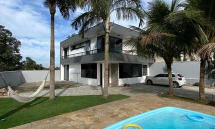Casa para Venda em Joinville, Bom Retiro, 4 dormitórios, 1 suíte, 3 banheiros