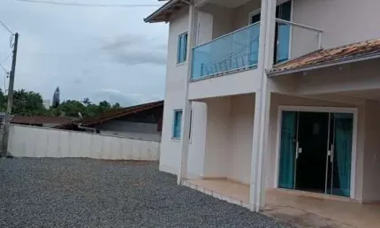 Casa para Venda em Joinville, Bom Retiro, 4 dormitórios, 2 suítes, 4 banheiros, 2 vagas