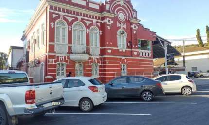 Comercial para Venda em Joinville, Centro, 5 dormitórios, 5 suítes, 5 banheiros, 10 vagas