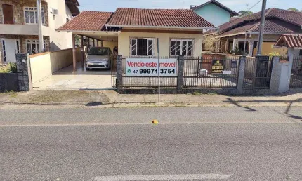 Casa para Venda em Joinville, Costa e Silva, 5 dormitórios, 3 banheiros, 3 vagas