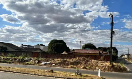 Lote / Terreno em Jardim Tropical  -  Aparecida de Goiânia