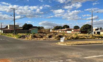 Lote / Terreno em Jardim Tropical  -  Aparecida de Goiânia