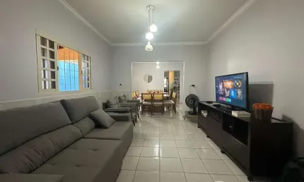 Casa com 3 quartos à venda na Avenida Rondônia, Vila Jardim São Judas Tadeu, Goiânia