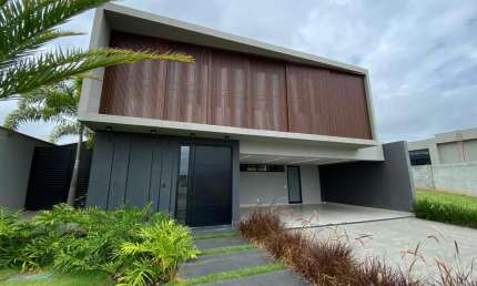 Casa com 4 quartos à venda na Rua Novara, Jardins Itália, Goiânia