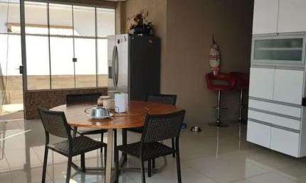 Casa Sobrado de Condominio em Jardins Madri  -  Goiânia