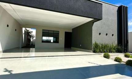 Casa com 3 quartos à venda na Rua M 32, Residencial Monte Cristo, Trindade