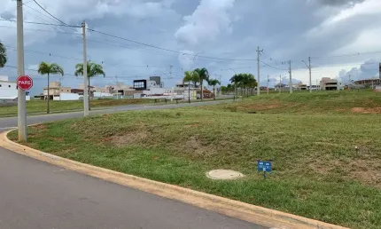 Terreno à venda na Rua Gardênia, Jardins Capri, Senador Canedo