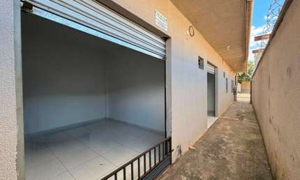 Sala comercial para alugar na Rua 3, Setor Nova Vila, Goiânia
