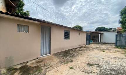 Casa 02 Rua Luiz de Matos Qd. 181 Lt. 5 Setor Sudoeste