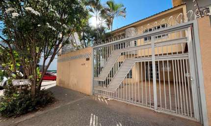 Casa com 4 quartos para alugar na Rua 1141, Setor Marista, Goiânia