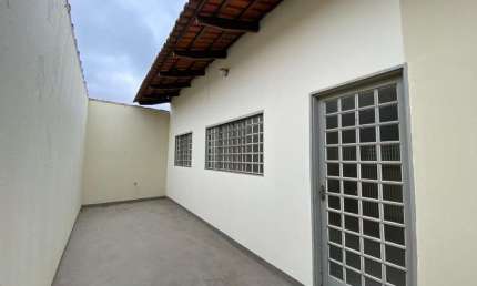 Casa Nº 02, 02 quartos, Av 24 de Outubro, Setor Campinas