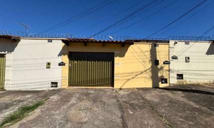 Casa 03 Avenida São Jorge, Esq/ com Av Dom Pedro II Qd. 20 Lt. 04 São Judas Tadeu Goiânia(GO)