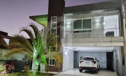 Casa em Condomínio com 225m² de 3 Quartos sendo 3 (Suítes) para Locação no Bairro Aruana