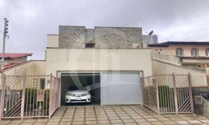 Excelente Casa Projetada pelo arquiteto Carlos Magno