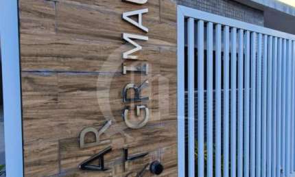 Apartamento à Venda no Solar Port Grimaud. Treze de Julho.