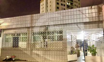 EXCELENTE CASA À VENDA LOCALIZADA NO BAIRRO SALGADO FILHO