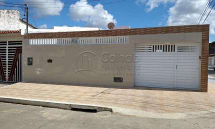 Casa com 3 quartos à venda no Jabotiana, Aracaju 