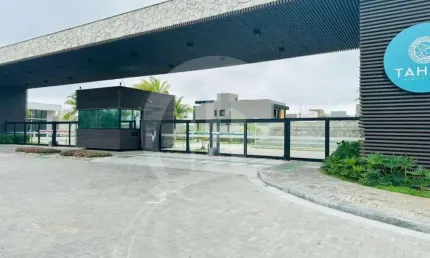 Casa Nova e Moderna à Venda no Condomínio Tahaa Home Resort