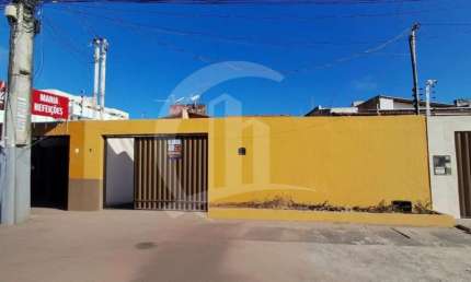 Casa Residencial ou Comercial para Locação no Bairro Aruana