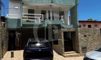 Casa Ampla e Confortável à Venda - Ideal para sua Família