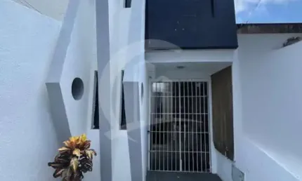 Prédio comercial localizado no bairro grageru para locação
