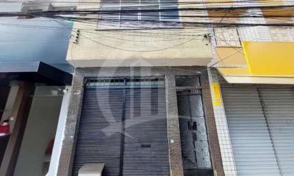 Casa Comercial de 230m² para Locação no Bairro Centro