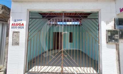 Casa em ótima localização no Orlando Dantas, Bairro São Conrado.