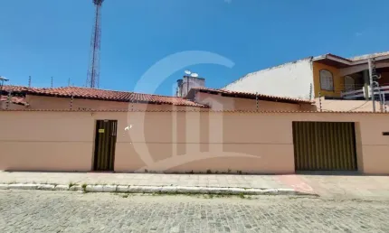 Ótima Casa para locação residencial Localizada no Bairro Luzia.