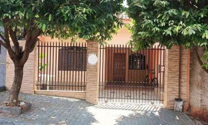Casa para Venda em São João do Ivaí, Jardim Maria Eduarda, 3 dormitórios, 1 suíte, 2 banheiros, 1 vaga