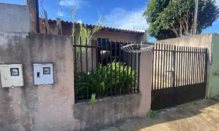 Casa para Venda em Tamarana, Centro, 2 dormitórios, 1 banheiro, 1 vaga