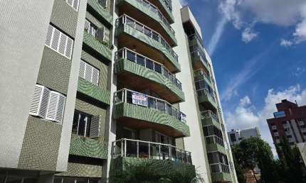 Apartamento com 4 quartos à venda na Rua Pasteur, 567, Água Verde, Curitiba