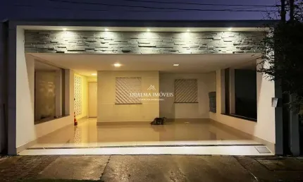Casa a venda térrea com 3 quartos, 2 vagas e móveis planejados e Cuiabá/MT