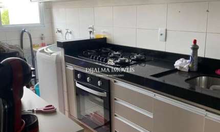 Apartamento à Venda com 2 quartos e planejados no Edifício Riviera de France