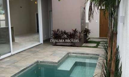 Condomínio Belvedere 2 - Casa à Venda com 3 suítes e pisicina
