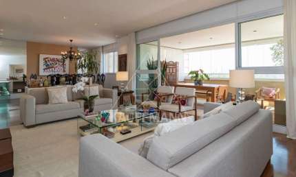 Apartamento á Venda no Alto de Pinheiros : 4 Dorm 3 Suítes | 5 Vagas | 264m² de Área Útil