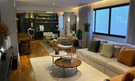Apartamento à Venda em Higienópolis , Reformado, - 3 Dormitórios (2 Suítes), 2 Vagas A.U 130 m²