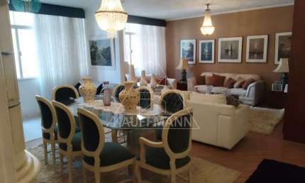 Apartamento á venda nos Jardins com 3 Dormitórios sendo 1 suíte, 2 Vagas, 160m² A.U