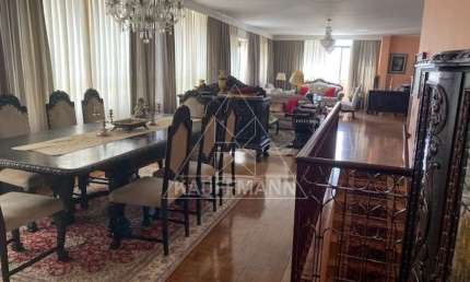 Apartamento à Venda em Higienópolis  3 Dormitórios (1 Suíte),1 Vaga e 191m² A.U.