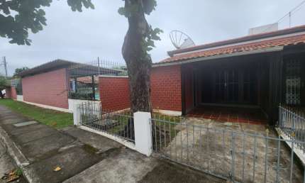 Casa em Condomínio – 40m² – 2 Quartos / 2 Banheiros – ID: 10514