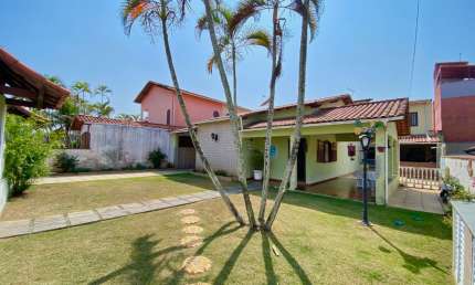 Casa Independente – 333m² – 7 Quartos / 7 Banheiros – ID: 10520