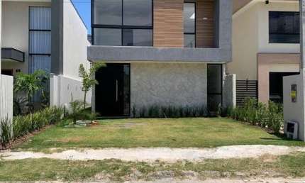 Casa em condomínio fechado com 4 quartos à venda na Sucupió, --, Abrantes, Camaçari por R$ 935.000