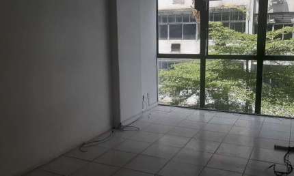 Sala comercial à venda na da França, --, Comércio, Salvador por R$ 130.000