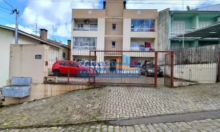 Amplo Apto com sacada e churrasqueira prédio com poucos moradores